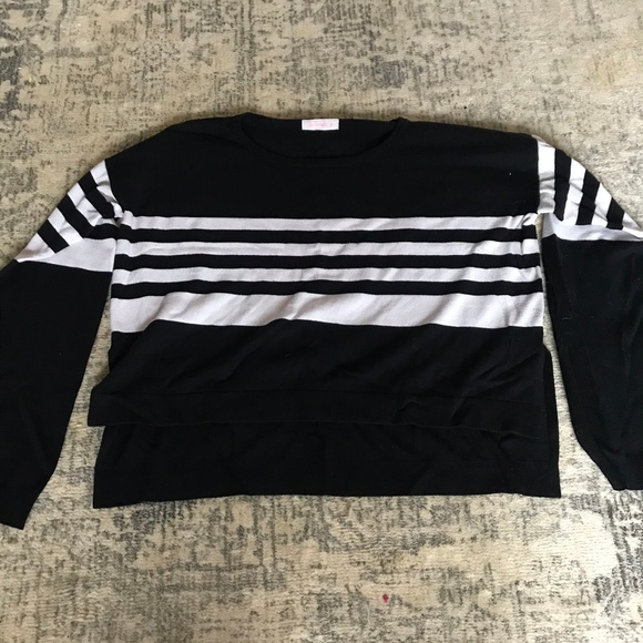 Cropped Light-Weight Striped Sweater - Picture 1 of 2